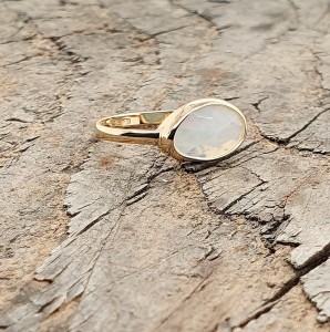opal 2 pierścionek złoty.jpg