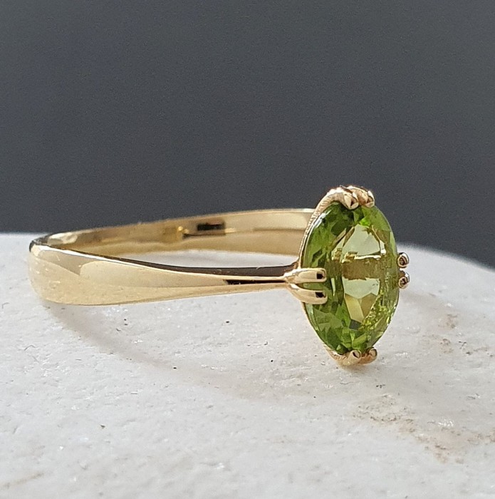 perydot 1,21 ct.jpg