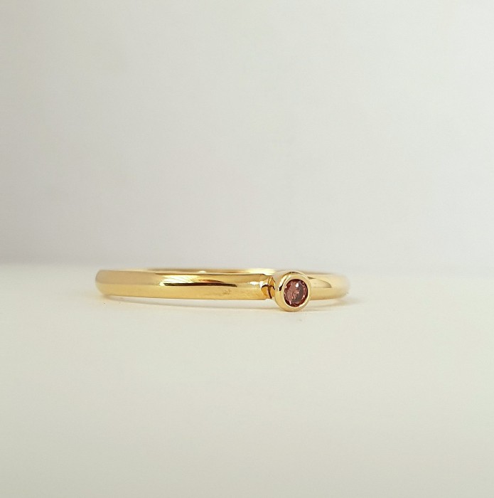 pink diamond 0,037ct.jpg