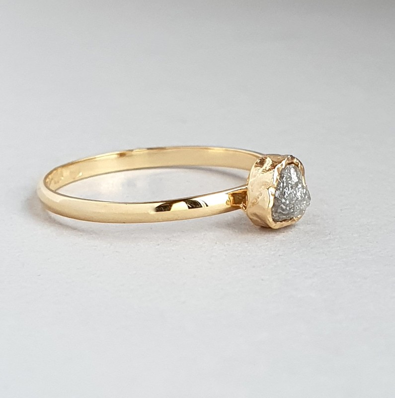 złoto 585 surowy diament.jpg